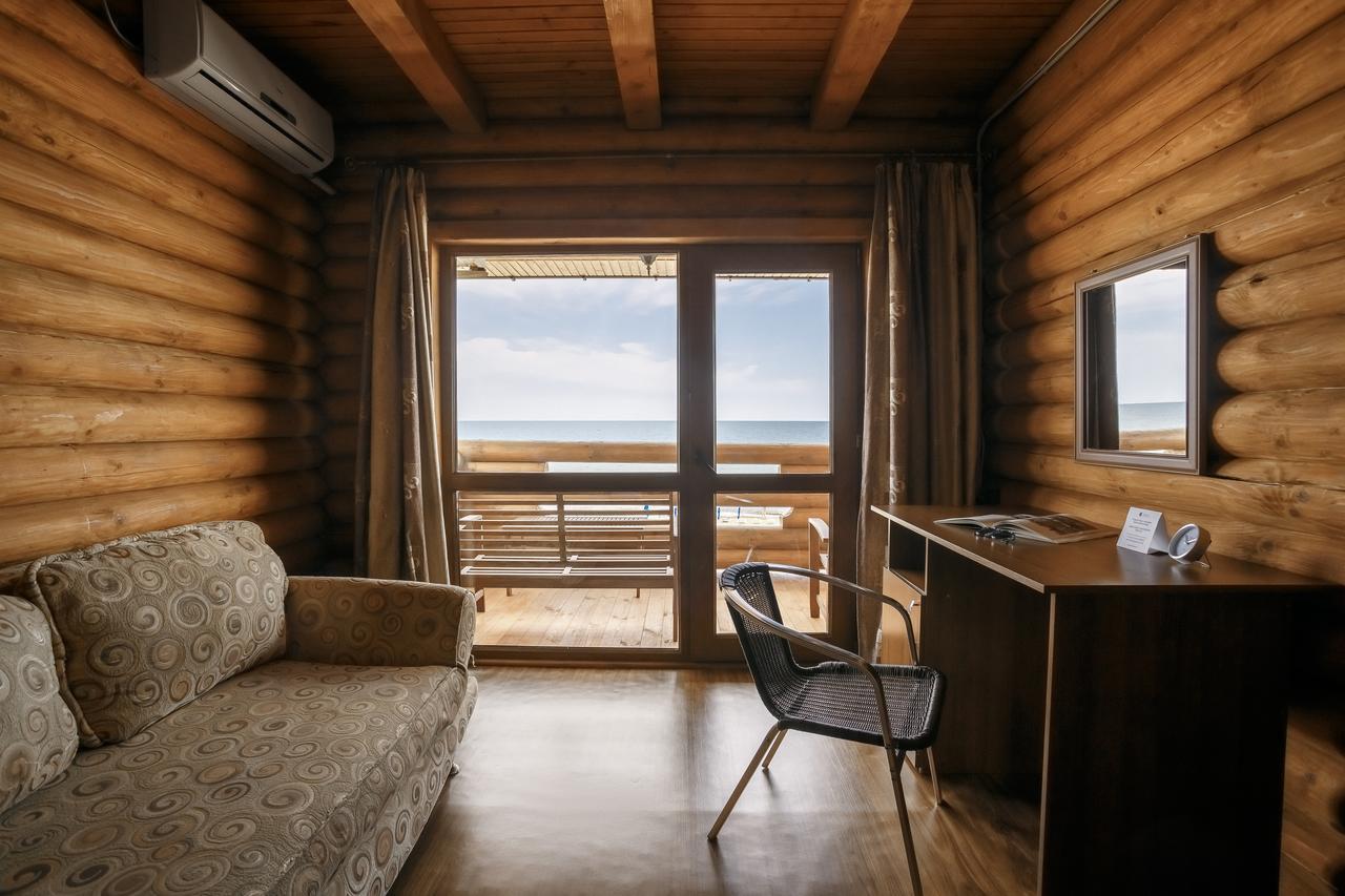 Ensenada Hotell Gribovka Exteriör bild